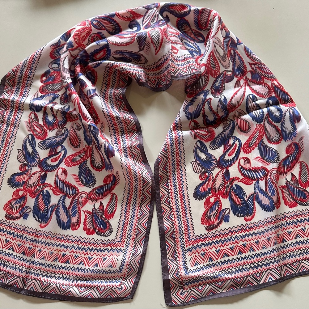 Elegant Red and Blue Paisley Patterned Scarf